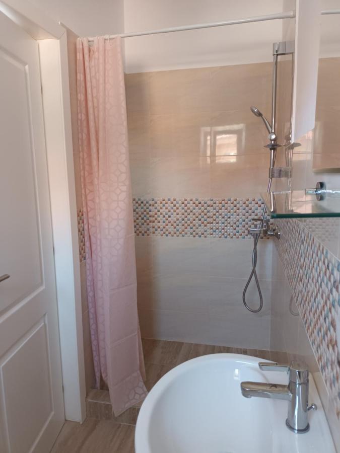 Vila Cosmin Hotel Eforie Bagian luar foto